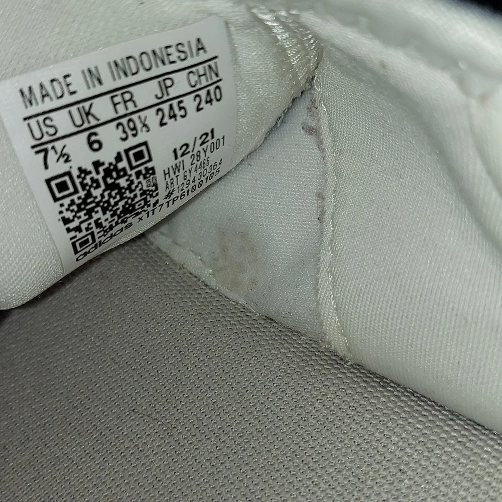 Adidas Cloud Foam Comfort Shoes - Picture 6 of 8